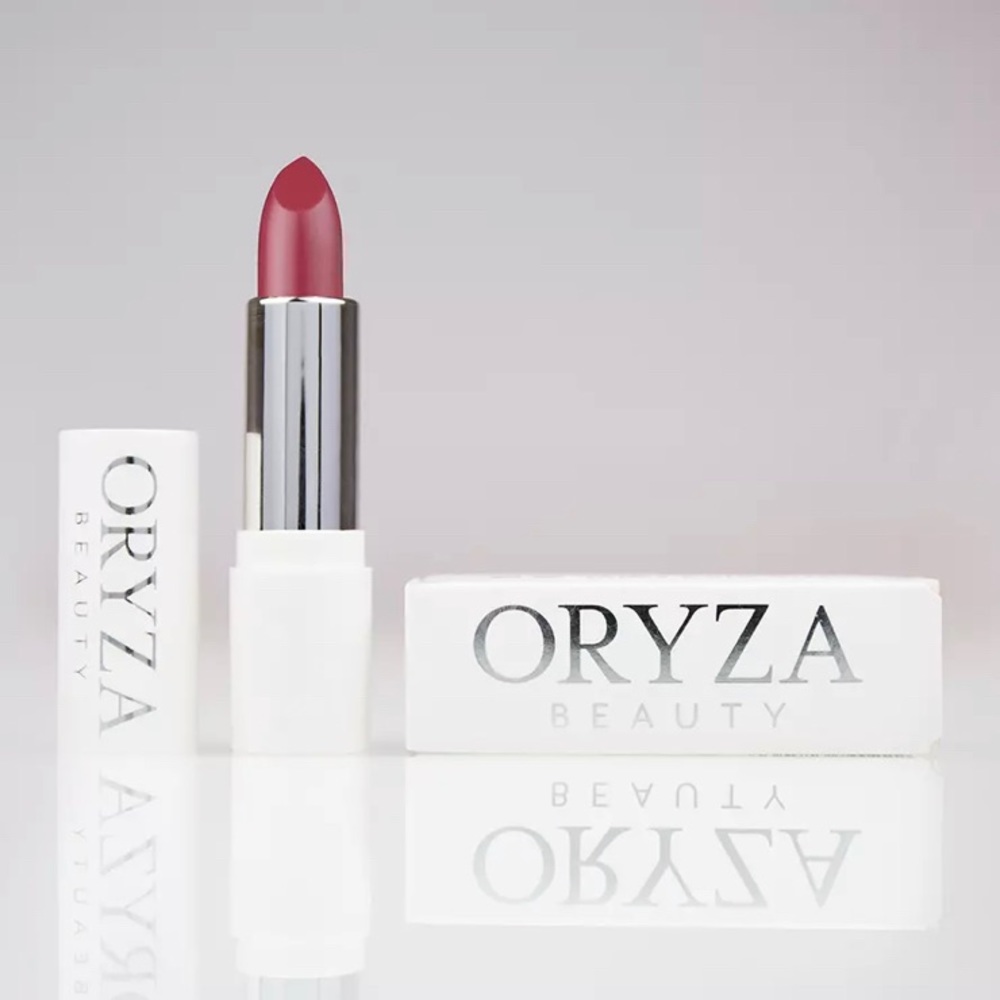 Oryza Velvet Ribbon Lipstick in Opus